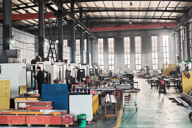 Manufacturing workshop for multi brand compatible press brake tooling supplier