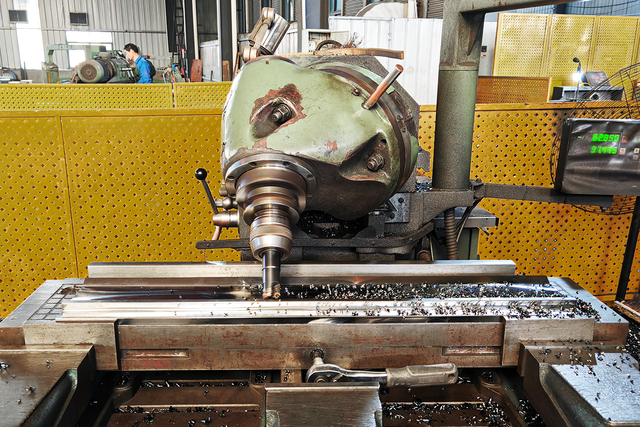 Grinding and finishing for high accuracy press brake dies and punches